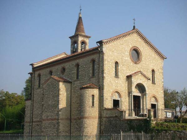 Immagine: Chiesa Sant'Ambrogio al Monte