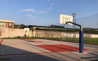 Immagine: Immagine campetto da basket Ars